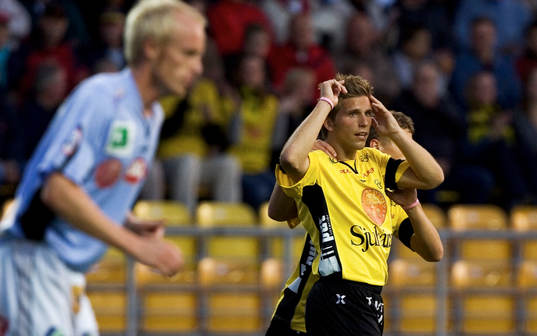 Anders Svensson, missar målchans