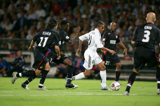 Robinho, Tiago och Mahamadou Diarra