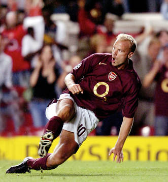Dennis Bergkamp, jubel
