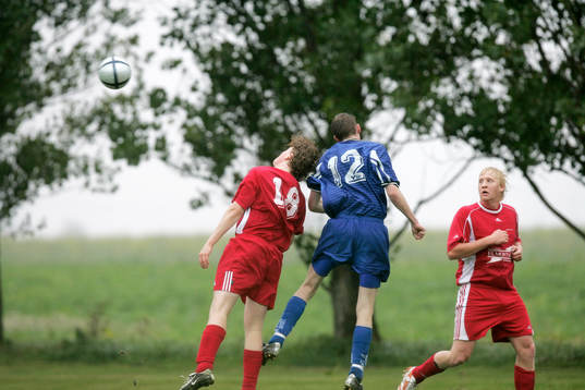 Småklubb. Nickduell