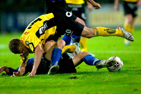 Samuel Holmén, Elfsborg faller över Halmstadspelare