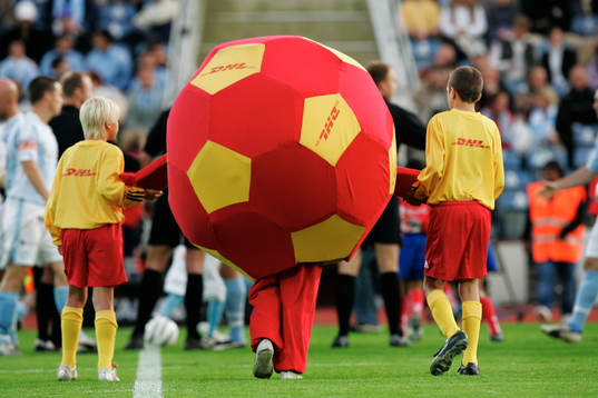 Maskot, DHL, reklam