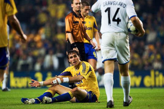 Johan Elmander tappar skon