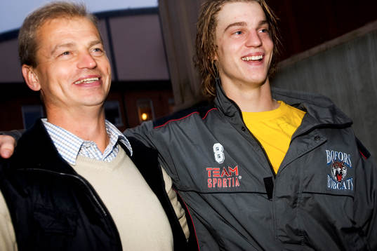 Bengt-Åke Gustafsson med vinnarsonen Anton Gustafsson