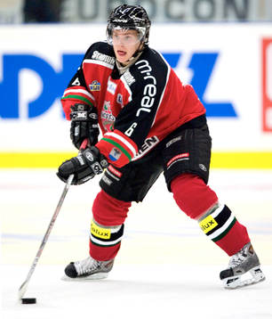 Tobias Engström, Modo