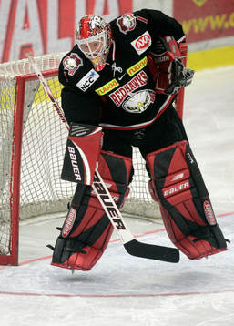 Corey Hirsch, (målvakt) Malmö, höll nollan