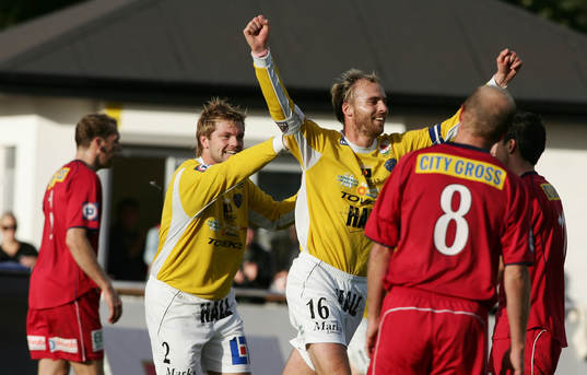 Lagkapten Patrik Lundgren jubel