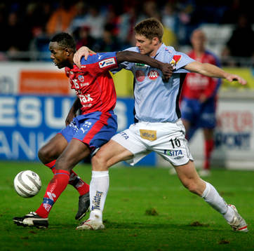 Olivier Karekezi, Helsingborg och Magnus Wikström, Gefle