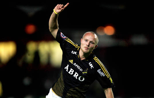 Nicklas Carlsson, jublar