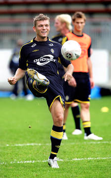 Marcus Allbäck, Sverige