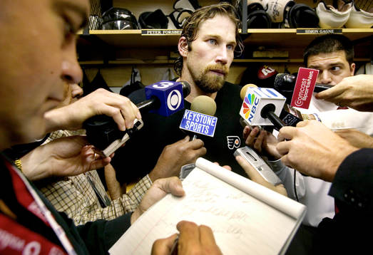 Peter Forsberg spelar sin premiärmatch i NHL för året,