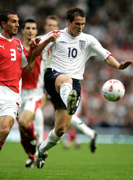 Michael Owen, England och  Martin Stranzl, Österrike