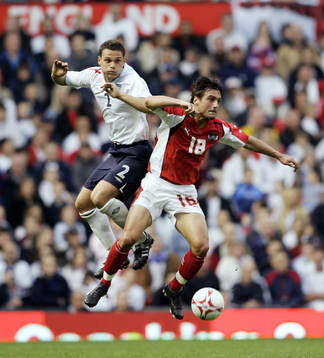 Luke Young, England och  Sanel Kuljic, Österrike