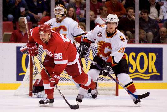 Tomas Holmström, Detroit och Jordan Leopold framför
