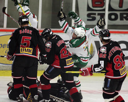 Kristoffer Starck, (27) gör 2-0  till Rögle. Jubel