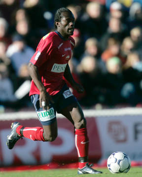 John Pelu, Öster
