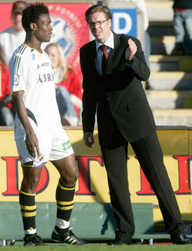 Derek Boateng och Rikard Norling, tränare, AIK
