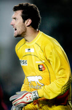 Andreas Isaksson (målvakt), Rennes