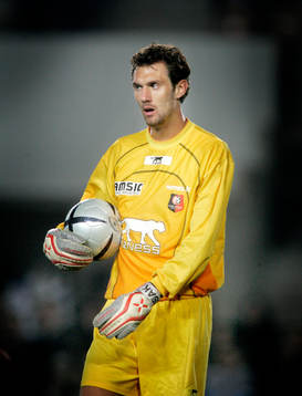 Andreas Isaksson (målvakt), Rennes