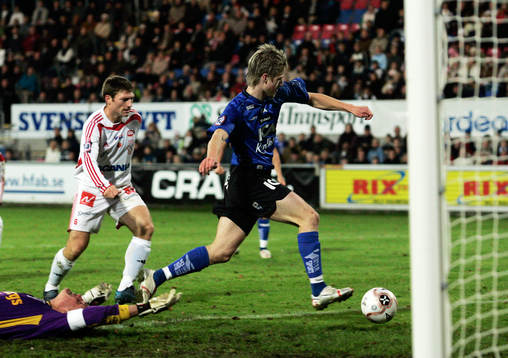 5-0, Gunnar Heidar Thorvaldsson. Målvakten Erland