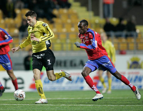 Jari Iiola, Elfsborg och Atiba Hutchinson, Helsingborg