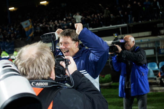 Kjell Jonevret, tränare Djurgården jublar