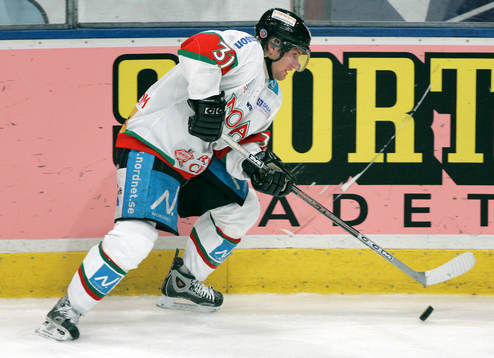 Jonathan Granström, Mora