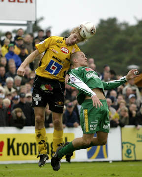 Simon Sjöfors, Mjällby. Nickduell