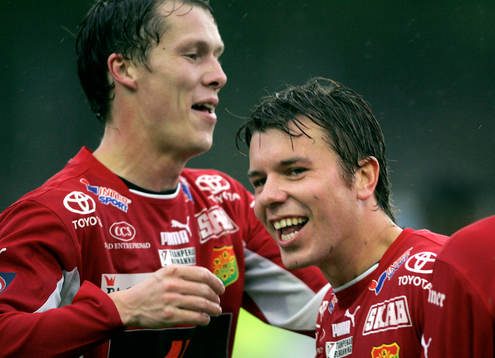 Fredrik Lundgren gratulerar Thomas Heed, Gais