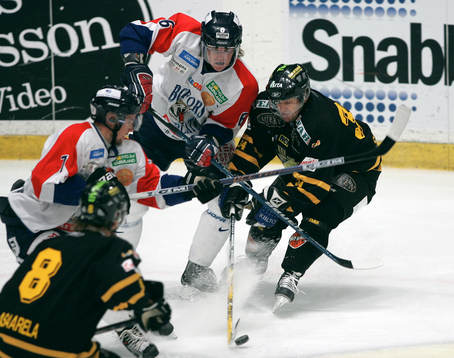 Christian Carlsson, Bofors och Miko Suvanto, AIK