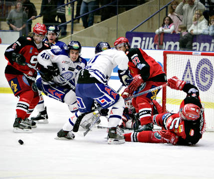 Leksand pressade tillbaka södertälje. Matchen slutar 4-4