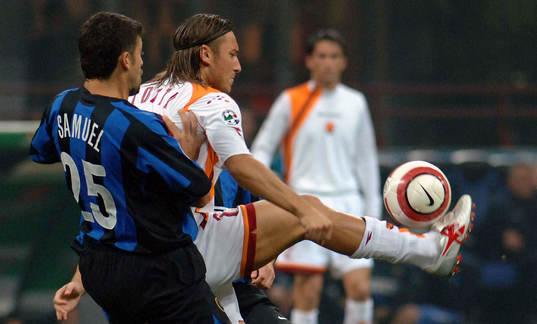 Totti, Roma och Samuel, Inter