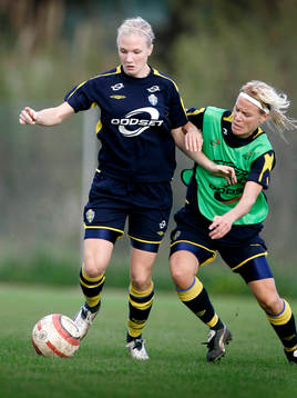 Anna Paulsson och Anna Sjöström,  Sverige