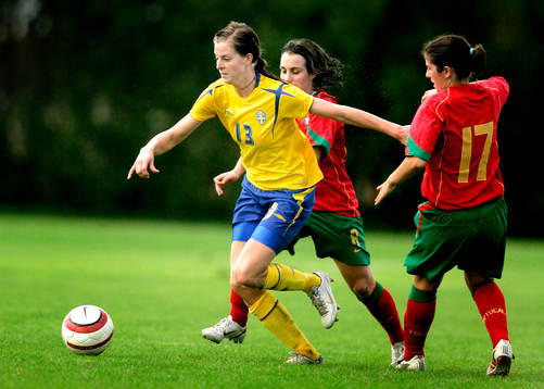 Lotta Schelin,  Sverige
