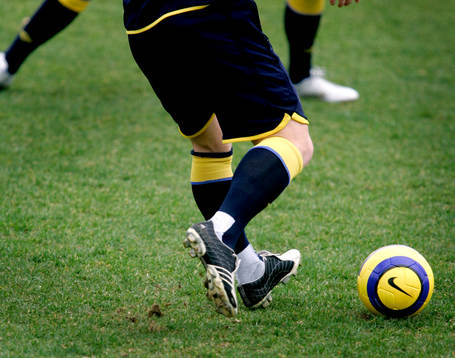 Fotboll, träning, Sverige, benskydd, skor, dobbar,