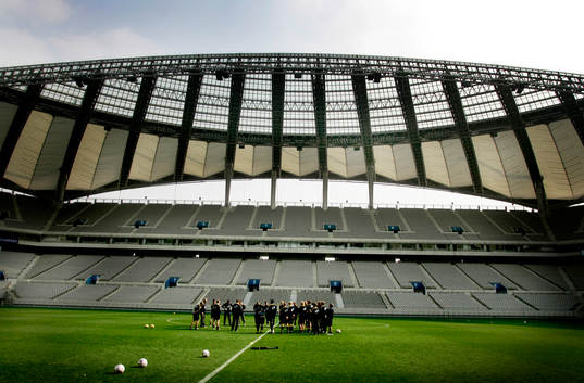 Sverige tränar på World Cup Stadium i Söul