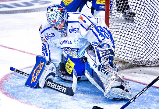 En av alla räddningar som Fredrik Norrena, målvakt