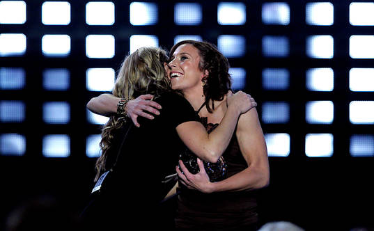 Liza Miskovsky, Prisutdelare och Hanna Ljungberg, Umeå