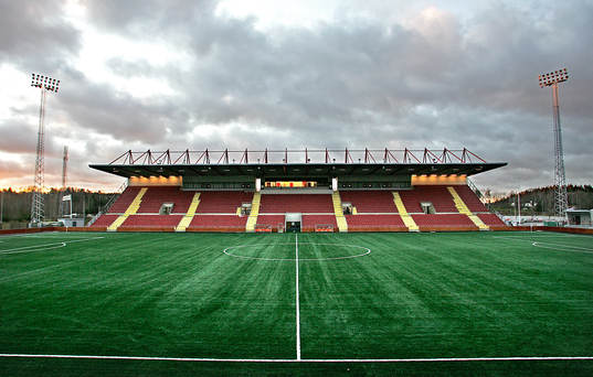 Södertälje Fotbollscenter. Läktare, fotbollsplan,
