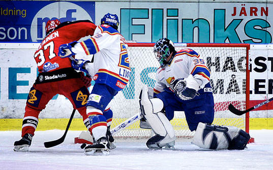 2-2 målet av Petri Liimatainen, Södertälje som studsar