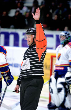 Krister Lärking, Domare
