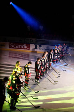 Ishockey, Malmö Redhawks ligger i allsvenskan men är på
