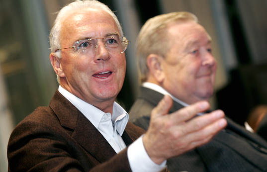 Franz Beckenbauer och Lennart Johansson
