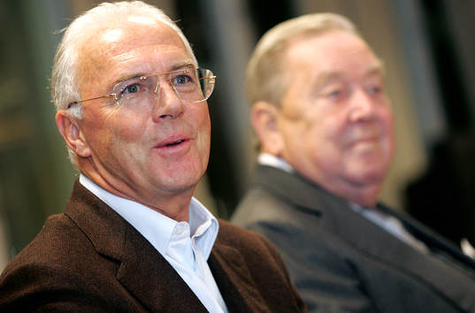 Franz Beckenbauer och Lennart Johansson
