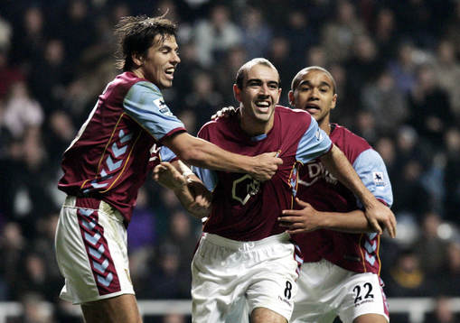Fotboll, engelsk, Premier League, Newcastle United - Aston