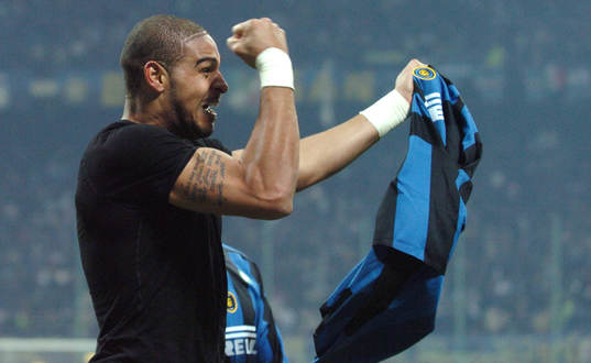 Adriano, Inter, jubel. Tatuering