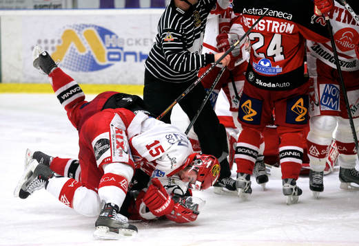 Frans Nielsen, Timrå brottar ned Anze Kopitar, Södertälje