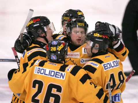 Segerglädje; Johan Åkerman, Magnus WErnblom, Fredrik