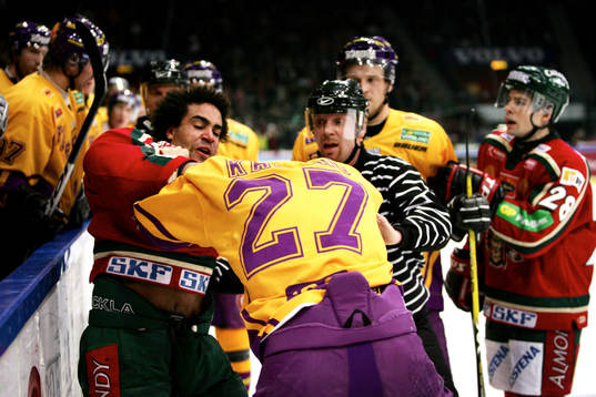 Johnny Odoya, Frölunda och Emil Kåberg, Färjestad,