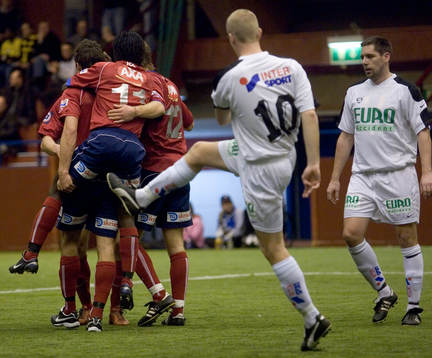 Öster avgör med 1-0 i slutminuterna, Marcus Svensson ser